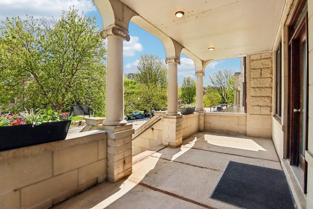 3968 S Ellis Avenue 2N, Chicago, IL 60653
