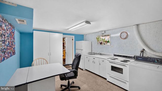 9731 HOFF ST, Philadelphia, PA 19115