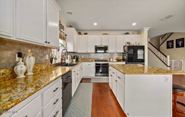 4011 Prestwick Lane, Palmdale, CA 93551