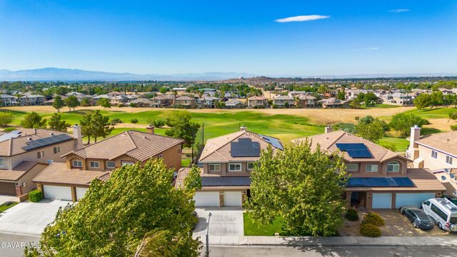 4011 Prestwick Lane, Palmdale, CA 93551