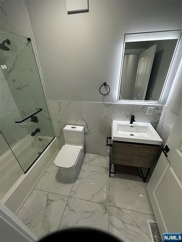 605 Madison Avenue 1, Paterson, NJ 07514