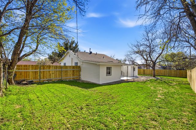 4201 Mckibben Street, Haltom City, TX 76117