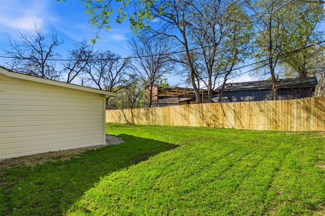 4201 Mckibben Street, Haltom City, TX 76117
