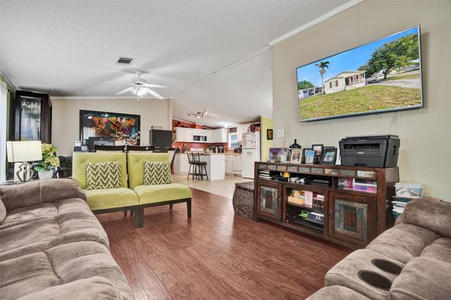 5520 SW 27th Terrace, Fort Lauderdale, FL 33312