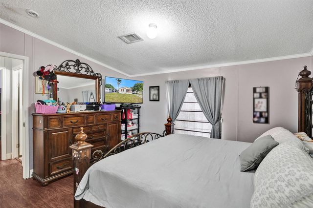 5520 SW 27th Terrace, Fort Lauderdale, FL 33312