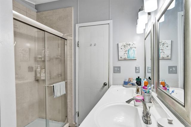 5520 SW 27th Terrace, Fort Lauderdale, FL 33312