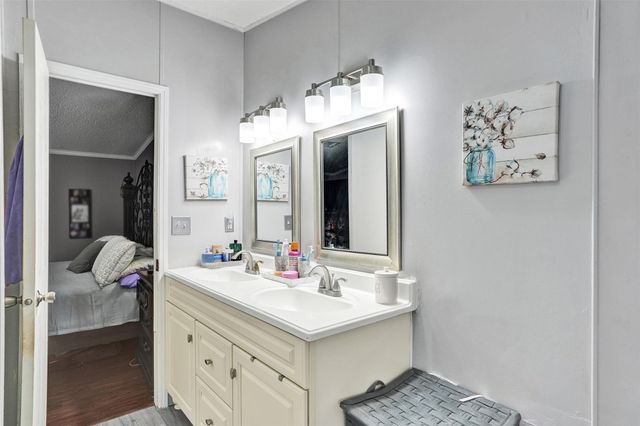 5520 SW 27th Terrace, Fort Lauderdale, FL 33312