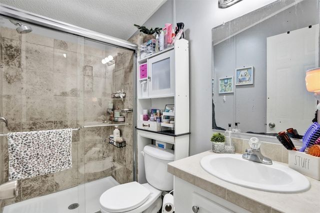 5520 SW 27th Terrace, Fort Lauderdale, FL 33312