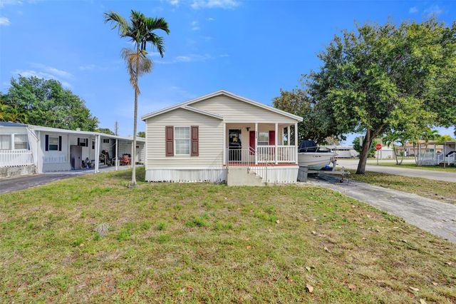 5520 SW 27th Terrace, Fort Lauderdale, FL 33312