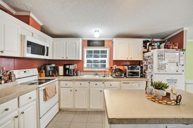 5520 SW 27th Terrace, Fort Lauderdale, FL 33312