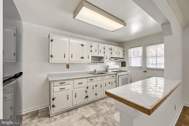802 UMBRA ST, Baltimore, MD 21224