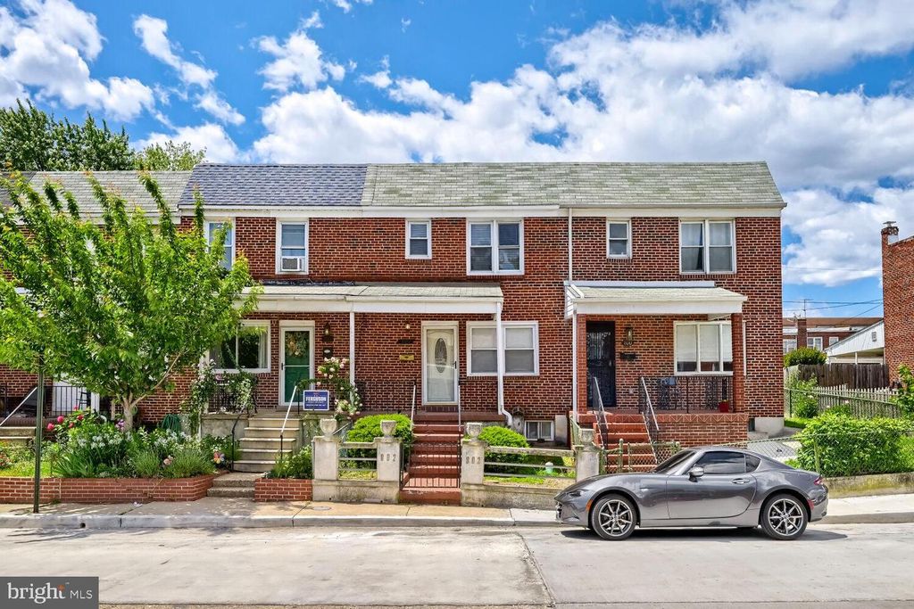 Image 2 of property listing at 802 UMBRA ST, Baltimore, MD 21224