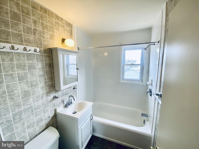 131 KENTUCKY AVE, Wilmington, DE 19804