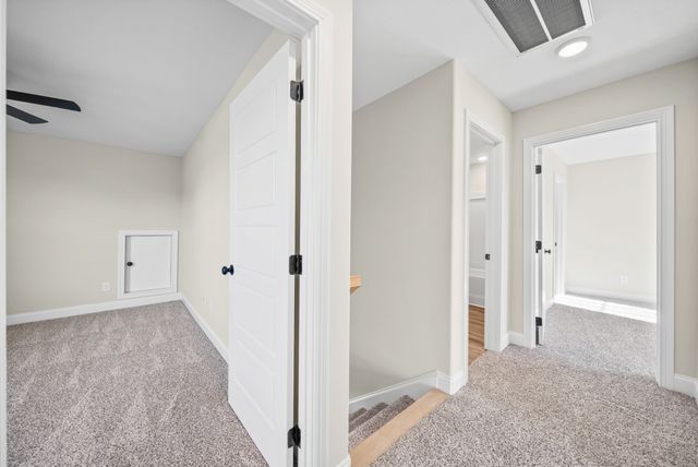 214 Harvest Moon Dr, Clarksville, TN 37043