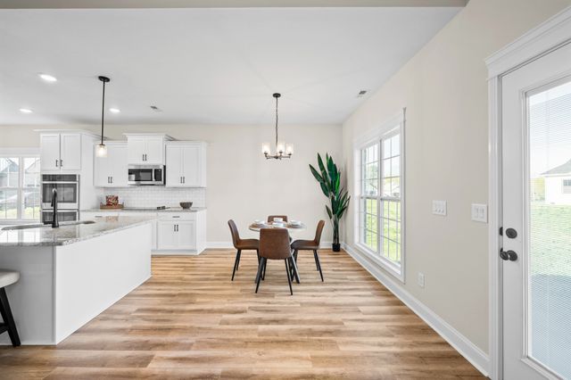 214 Harvest Moon Dr, Clarksville, TN 37043