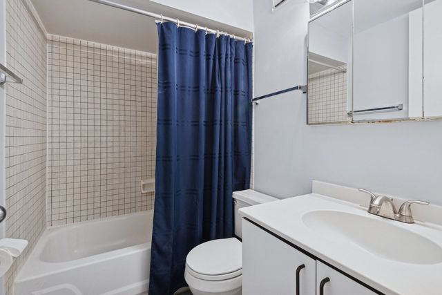 840 Michigan Avenue 10, Evanston, IL 60202