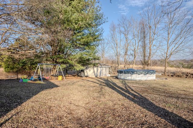 95 Kim Gay Lane, Mckee, KY 40447