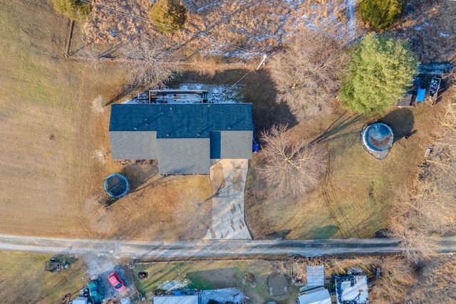 95 Kim Gay Lane, Mckee, KY 40447