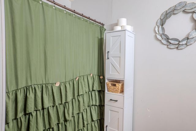 95 Kim Gay Lane, Mckee, KY 40447