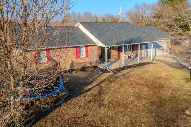 95 Kim Gay Lane, Mckee, KY 40447