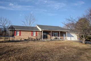 95 Kim Gay Lane, Mckee, KY 40447