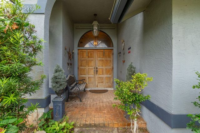 15578 89th Place N, The Acreage, FL 33470