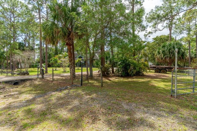 15578 89th Place N, The Acreage, FL 33470
