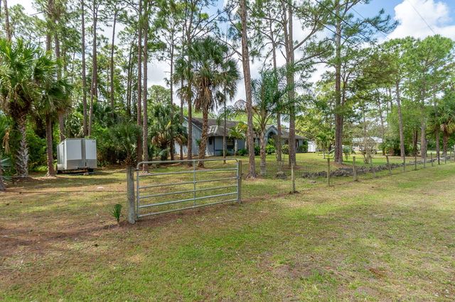 15578 89th Place N, The Acreage, FL 33470