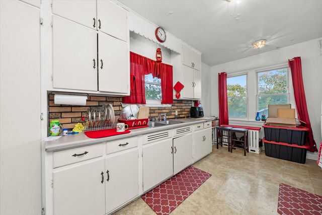 2537-2539 Grove Street, Blue Island, IL 60406