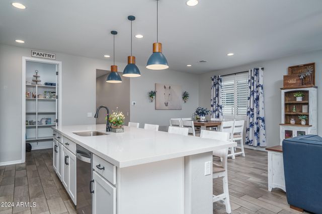 11987 S 172ND Avenue, Goodyear, AZ 85338