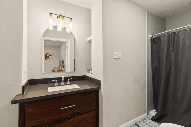 180 Jordan Road, Point Blank, TX 77364