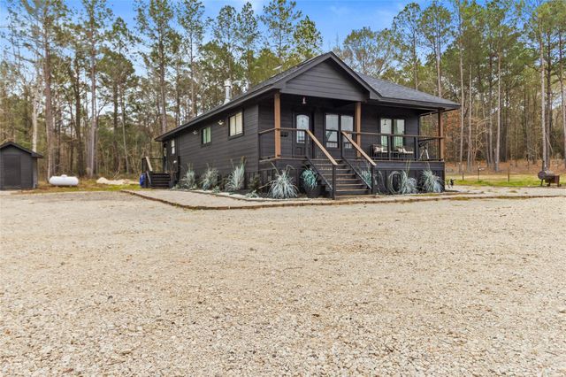 180 Jordan Road, Point Blank, TX 77364