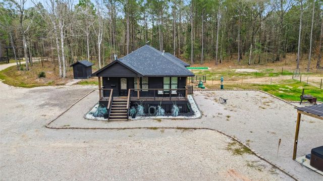 180 Jordan Road, Point Blank, TX 77364