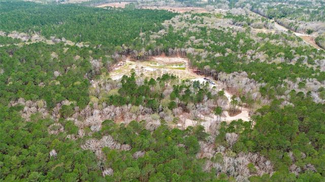 180 Jordan Road, Point Blank, TX 77364