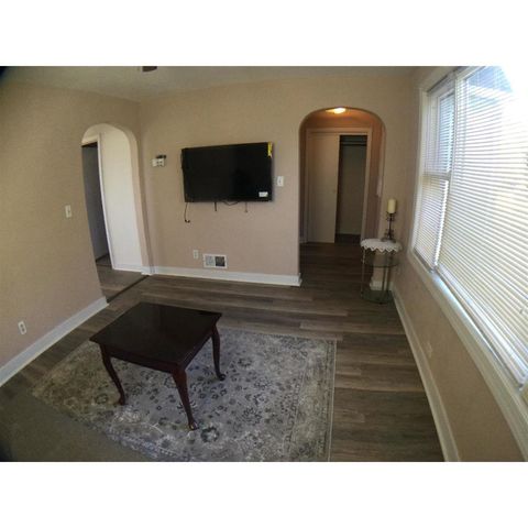 4756 S Lockwood Avenue, Chicago, IL 60638