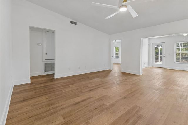 16205 SAWGRASS CIRCLE, Tampa, FL 33624