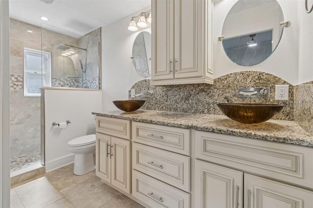 16205 SAWGRASS CIRCLE, Tampa, FL 33624