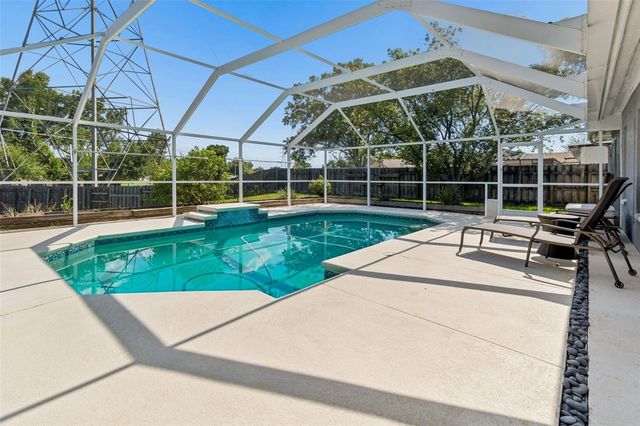 16205 SAWGRASS CIRCLE, Tampa, FL 33624