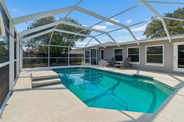 16205 SAWGRASS CIRCLE, Tampa, FL 33624