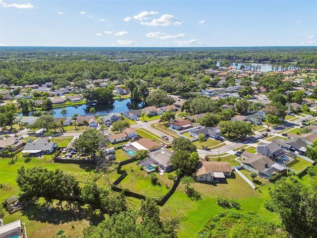 16205 SAWGRASS CIRCLE, Tampa, FL 33624