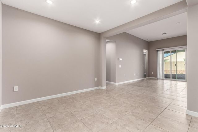 37728 W SAN CAPISTRANO Avenue, Maricopa, AZ 85138