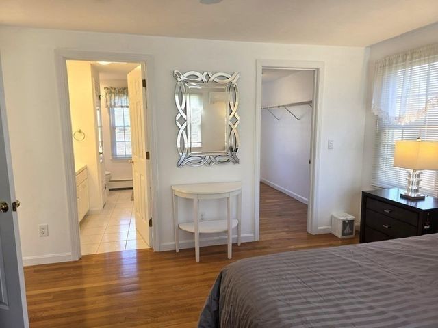 31 Falling Leaf Ln, Barnstable, MA 02655