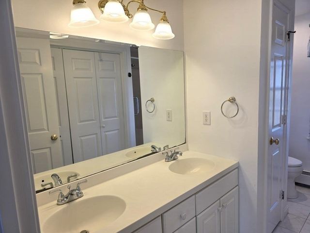 31 Falling Leaf Ln, Barnstable, MA 02655