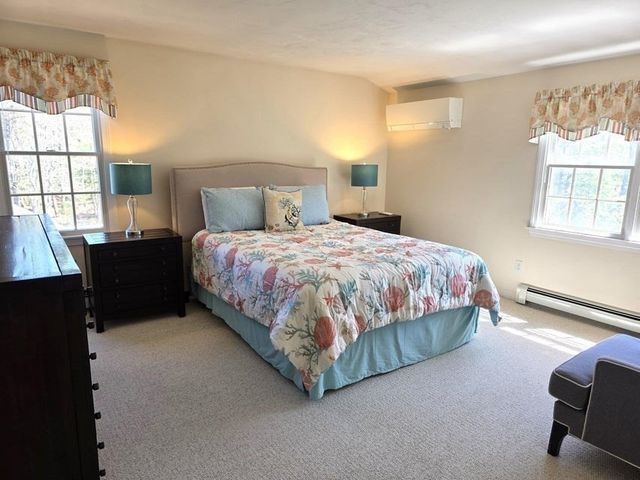 31 Falling Leaf Ln, Barnstable, MA 02655