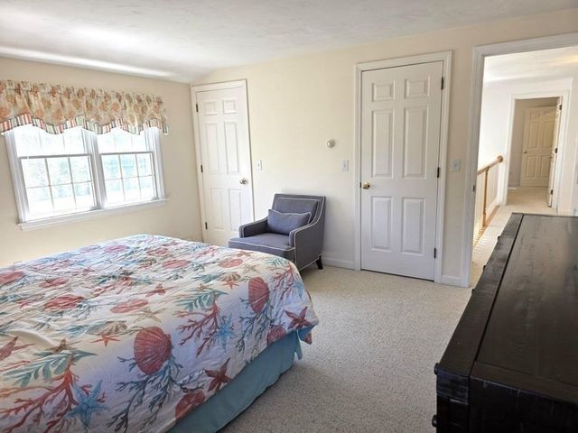 31 Falling Leaf Ln, Barnstable, MA 02655