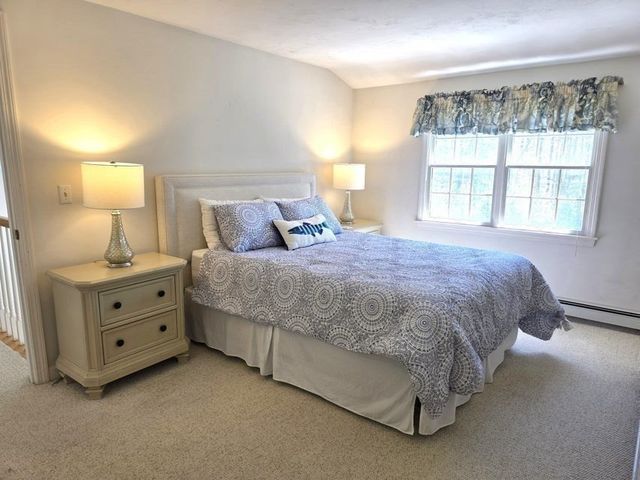 31 Falling Leaf Ln, Barnstable, MA 02655