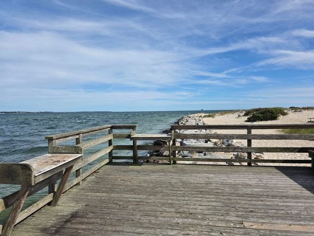 31 Falling Leaf Ln, Barnstable, MA 02655