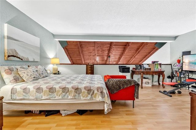 1490 Laguna Lane, Pembroke Pines, FL 33026