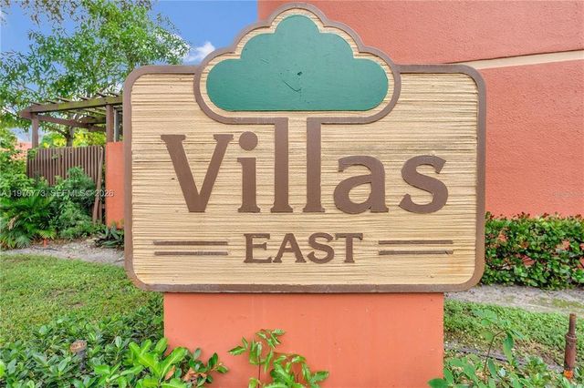 1490 Laguna Lane, Pembroke Pines, FL 33026