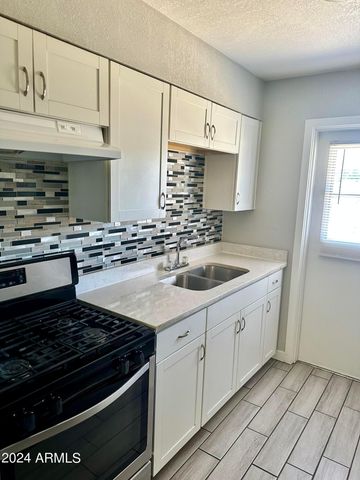 5241 N 17th Avenue Unit B, Phoenix, AZ 85015
